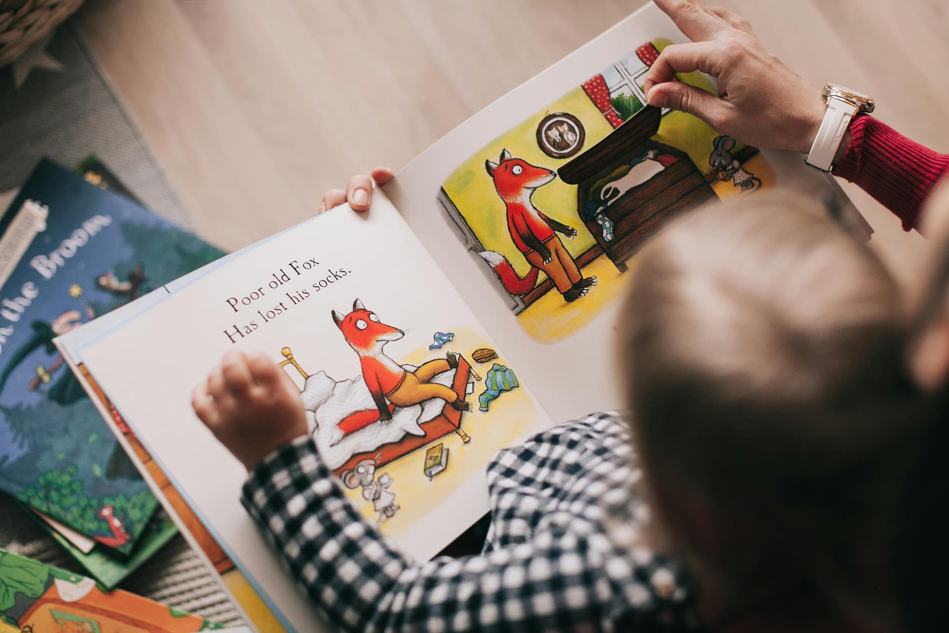 Niños aprendiendo a través del juego